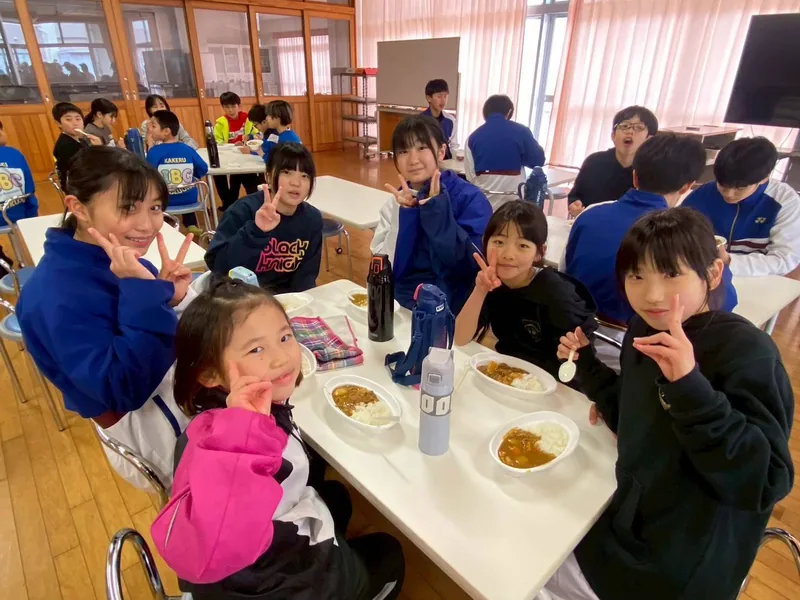 井堀バドミントンクラブの活動写真