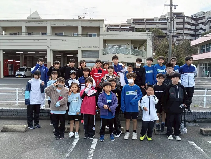井堀バドミントンクラブの活動写真